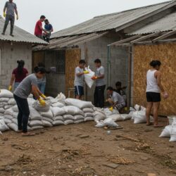 お盆前に必ずチェック！台風・大雨から家と家族を守るための防災対策